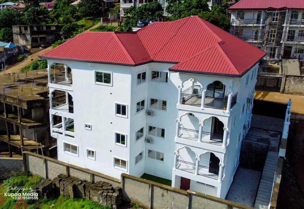 After 5 Apartment 3 2 Spacious En-Suite Bedrooms Freetown Bagian luar foto